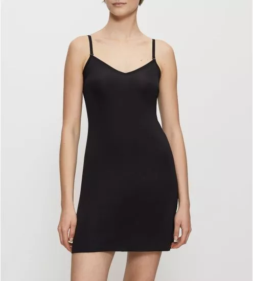 Fond de robe Triumph BODY MAKE UP T Noir