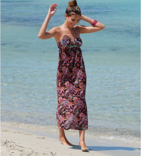 Langes Kleid der schwarzen Bayadère auffällig