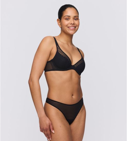 Soutien gorge demi mousse plongeant Basyl Noir