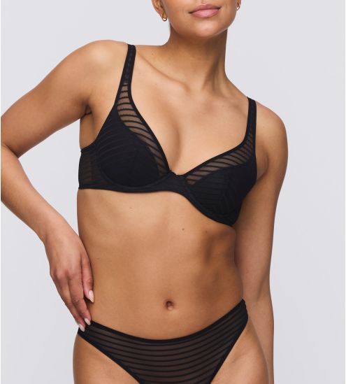 Soutien gorge demi mousse plongeant Basyl Noir