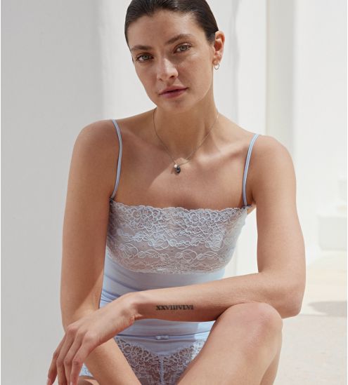 Senual Lace Top Secrets...