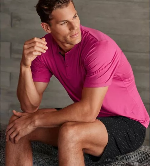 Pyjama court en modal pour homme Marine/Framboise